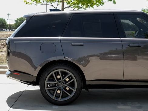 New 2026 Land Rover Range Rover SE AWD/4WD image 9