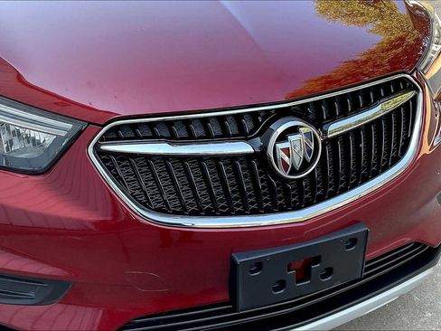 Used 2022 Buick Encore Preferred w/ Safety Package image 25