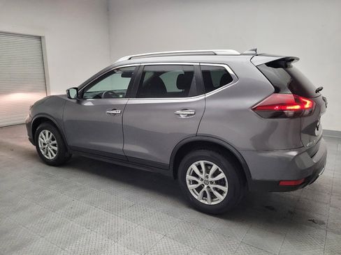 Used 2019 Nissan Rogue SV FWD image 3