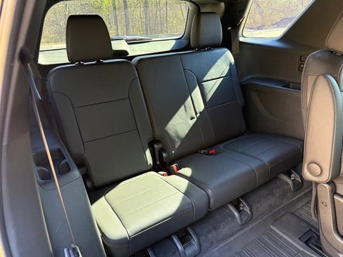 Used 2023 Chevrolet Traverse High Country w/ LPO, Floor Liner Package image 24
