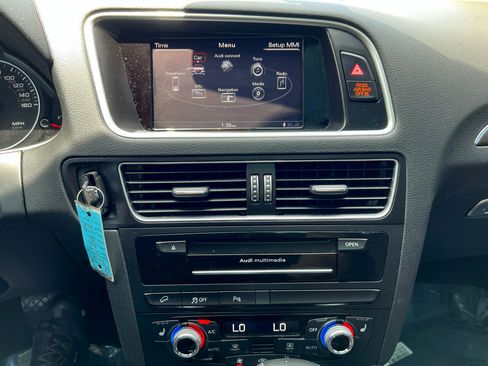 Used 2016 Audi Q5 2.0T Premium Plus w/ Technology Package image 19