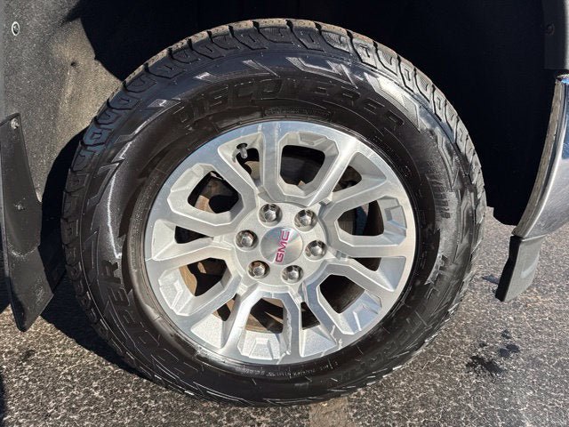 Used 2015 GMC Sierra 1500 SLE w/ SLE Value Package AWD/4WD image 29