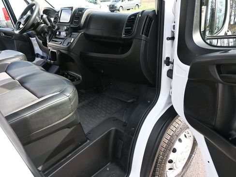 Used 2023 RAM ProMaster 2500 FWD image 16