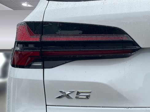 New 2026 BMW X5 xDrive40i AWD/4WD image 12