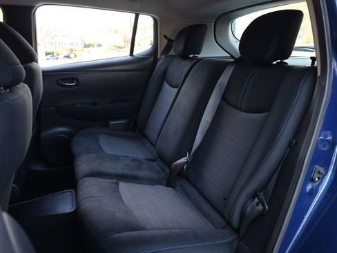 Used 2019 Nissan Leaf S w/ S Charge Package image 19