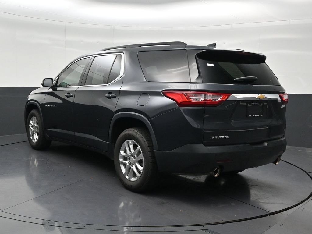 Used 2021 Chevrolet Traverse LT FWD image 3