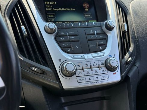Used 2015 Chevrolet Equinox LT w/ Driver Convenience Package FWD image 16