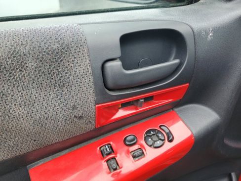 Used 2001 Dodge Dakota 2WD Club Cab image 10