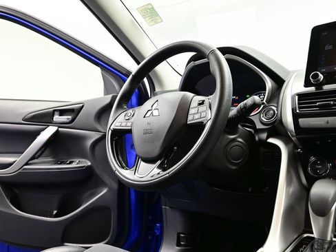 Used 2024 Mitsubishi Eclipse Cross SE image 4