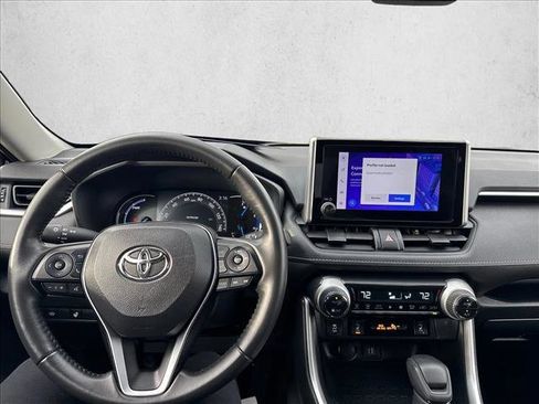 Used 2023 Toyota RAV4 XLE image 27