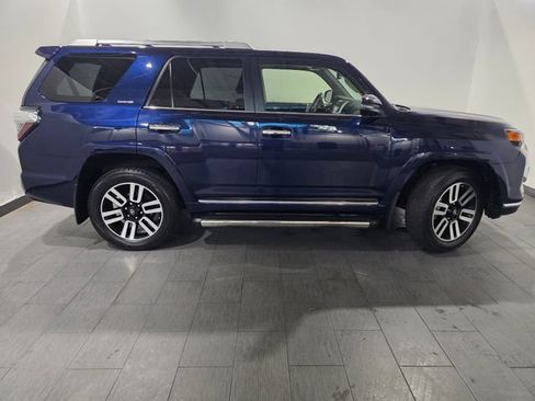 Used 2021 Toyota 4Runner Limited AWD/4WD image 6