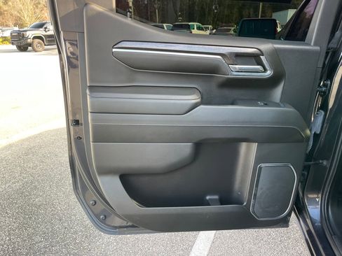 Used 2024 Chevrolet Silverado 1500 LTZ w/ Z71 Off-Road Package image 23