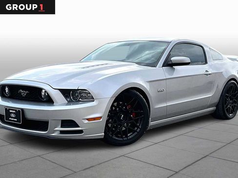 Used 2013 Ford Mustang GT image 1