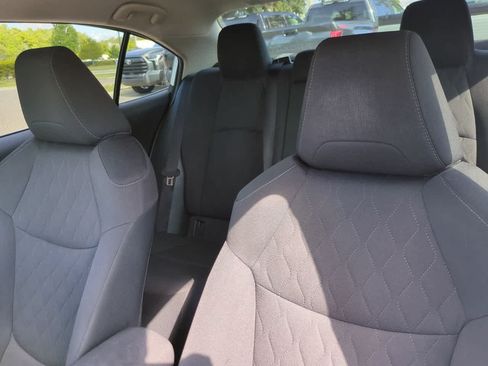 Used 2020 Toyota Corolla LE FWD image 8