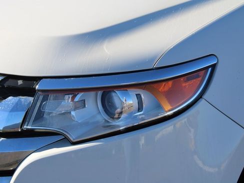 Used 2012 Ford Edge SE image 10