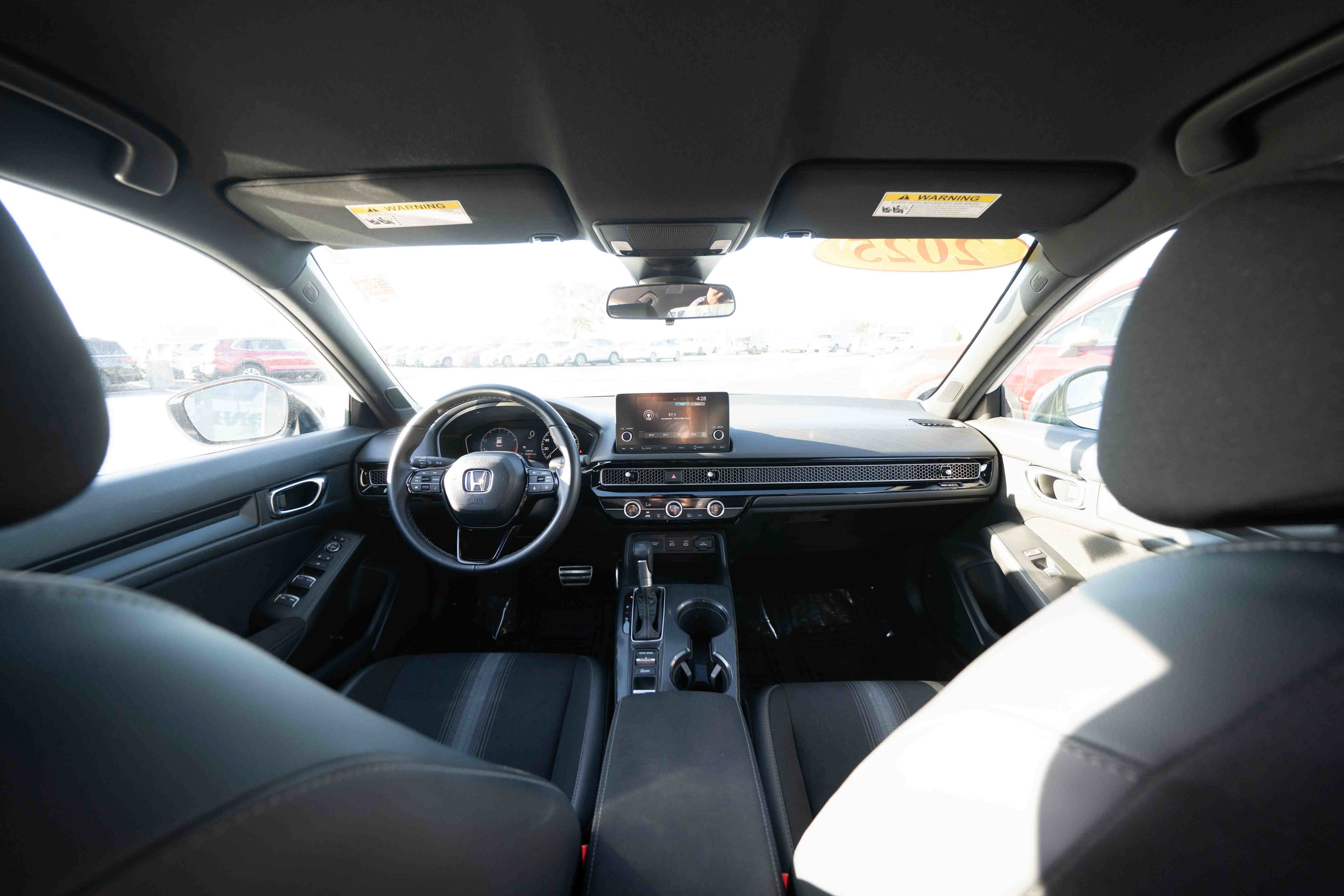 Certified 2025 Honda Civic Sport image 19