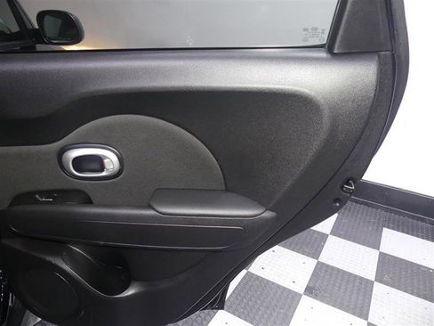 Used 2017 Kia Soul w/ Convenience Package image 25