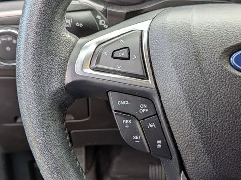 Used 2020 Ford Edge SEL w/ Convenience Package image 18