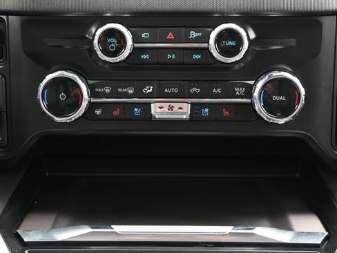 Used 2026 Ford F250 Platinum AWD/4WD image 41