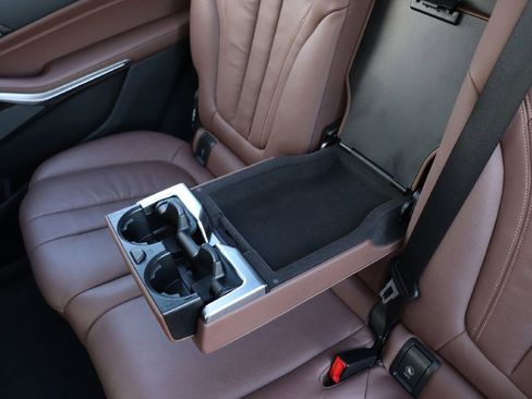 Used 2020 BMW X7 M50i w/ Cold Weather Package image 72