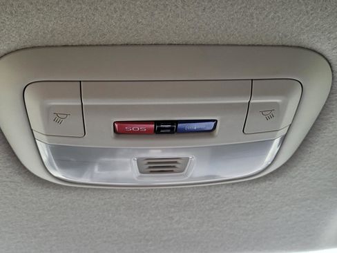 Used 2017 Subaru Crosstrek 2.0i Limited w/ Popular Package #2 image 29