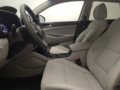 Used 2019 Hyundai Tucson Value AWD/4WD image 17