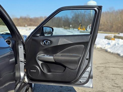 Used 2016 Nissan Juke SL image 20