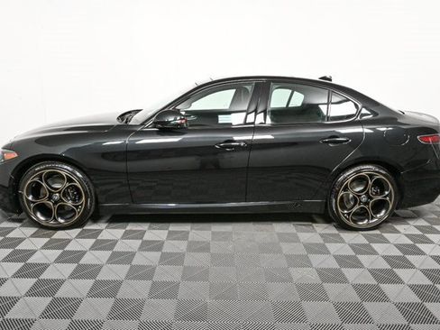 New 2025 Alfa Romeo Giulia w/ Driving Assist Package image 33