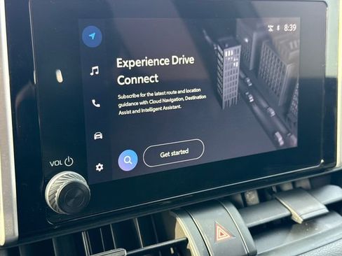 Used 2025 Toyota RAV4 SE w/ Convenience Package image 23