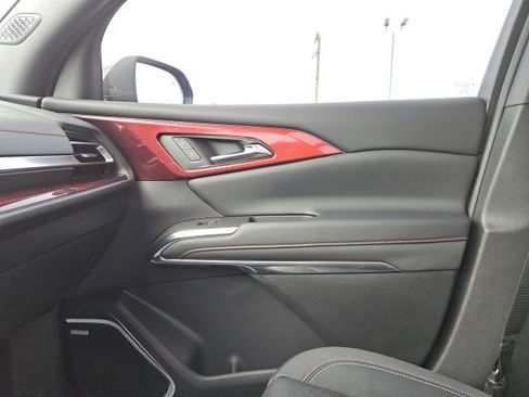 Certified 2024 Chevrolet Traverse RS w/ LPO, Floor Liner Package image 47