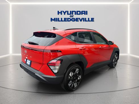 Used 2025 Hyundai Kona SEL FWD image 6