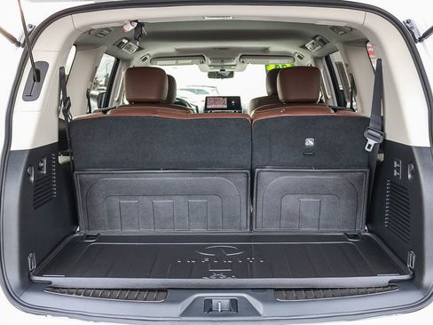 Used 2024 INFINITI QX80 Premium Select w/ All-Season Package image 28