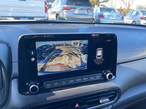 Certified 2022 Hyundai Kona Limited image 10