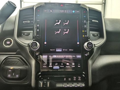 New 2026 RAM 2500 Tradesman AWD/4WD image 27