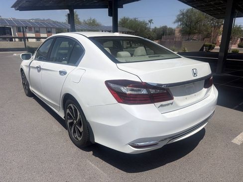 Used 2017 Honda Accord EX image 6
