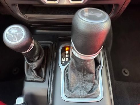 Used 2020 Jeep Wrangler Unlimited Sport S AWD/4WD image 35