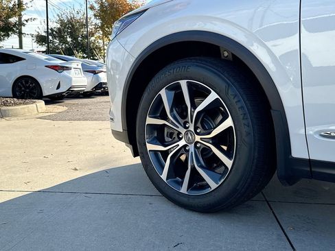 Used 2023 Acura MDX FWD w/ Technology Package image 12