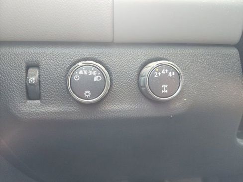 Used 2019 Chevrolet Colorado W/T w/ WT Convenience Package image 14