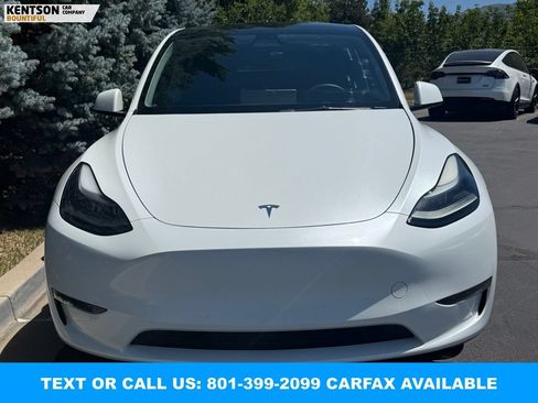 Used 2023 Tesla Model Y Long Range AWD/4WD image 2