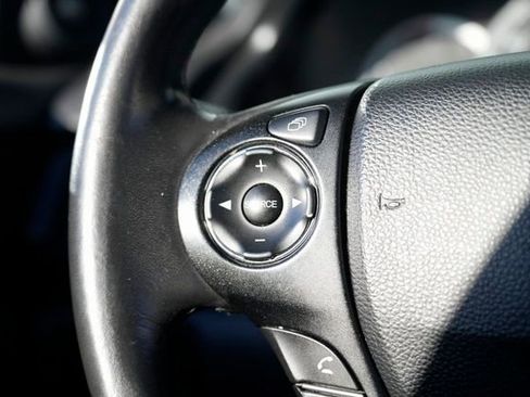 Used 2015 Honda Accord Touring image 43