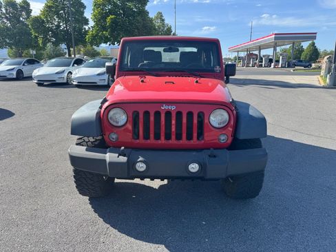 Used 2014 Jeep Wrangler Sport AWD/4WD image 8