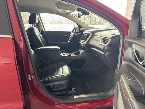 Used 2020 GMC Acadia Denali w/ Technology Package image 29