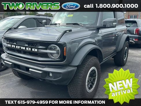 Used 2023 Ford Bronco Outer Banks w/ Sasquatch Package AWD/4WD image 1