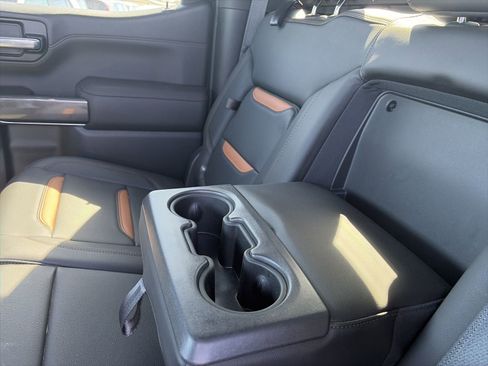 Used 2020 GMC Sierra 1500 AT4 w/ AT4 Premium Package image 11