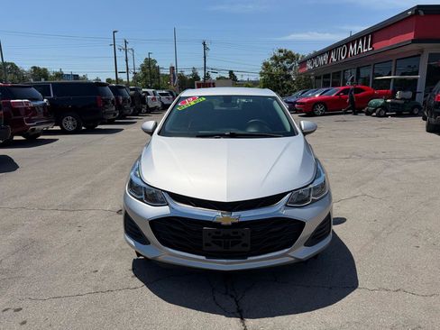 Used 2019 Chevrolet Cruze LS w/ LS Convenience Package FWD image 10