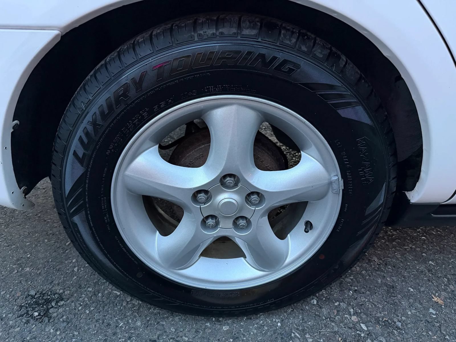 Used 2001 Ford Taurus SES FWD image 32