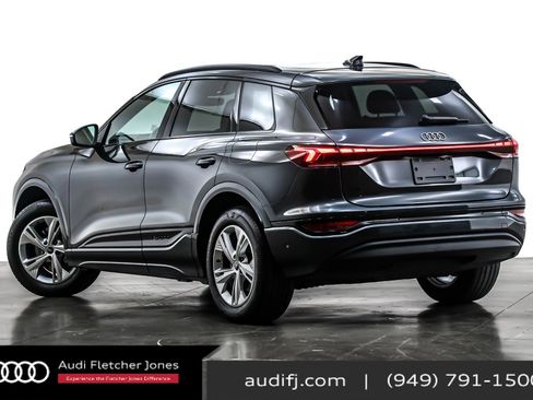 Used 2025 Audi Q6 e-tron Premium Plus w/ Premium Plus image 12