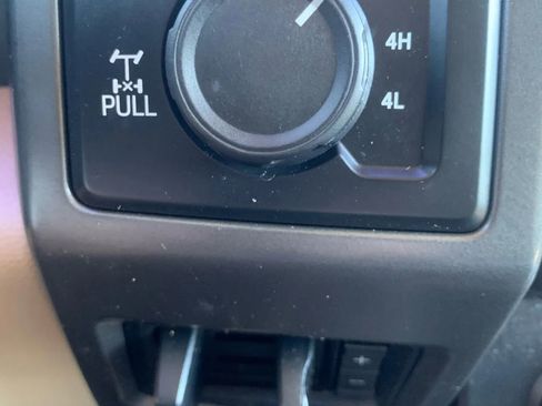 Used 2017 Ford F250 XLT w/ XLT Value Package image 30