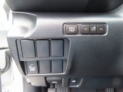 Used 2014 Lexus IS 250 w/ Navigation Package RWD image 32
