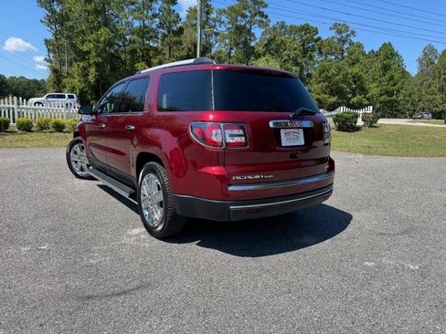 Used 2017 GMC Acadia Limited SLT AWD/4WD image 4